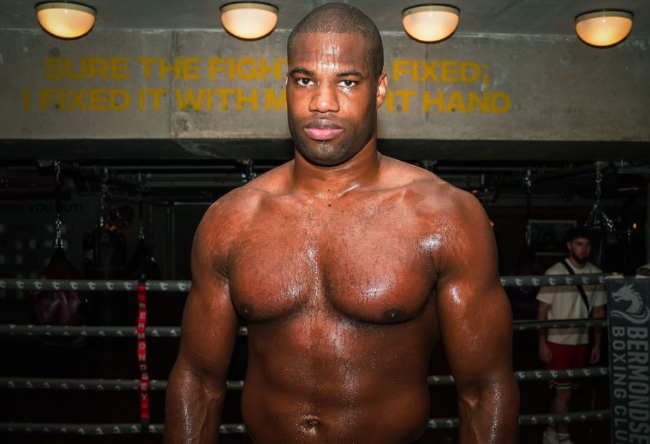 Setelah Jatuhkan Anthony Joshua, Daniel Dubois Berpeluang Tarung Ulang Lawan Oleksandr Usyk