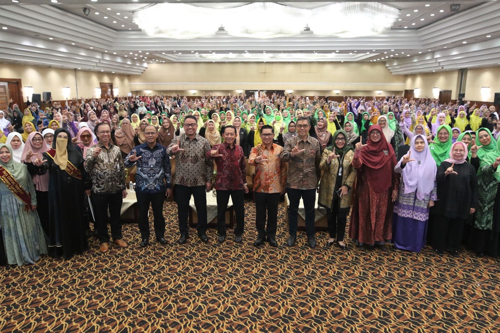 Perkuat Literasi Keuangan, OJK Luncurkan Program 'Sicantiks’