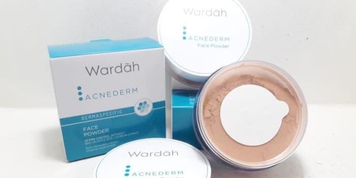 Rekomendasi Bedak Tabur Untuk Kulit Berjerawat Yang Harganya Di Bawah Rp50 Ribu