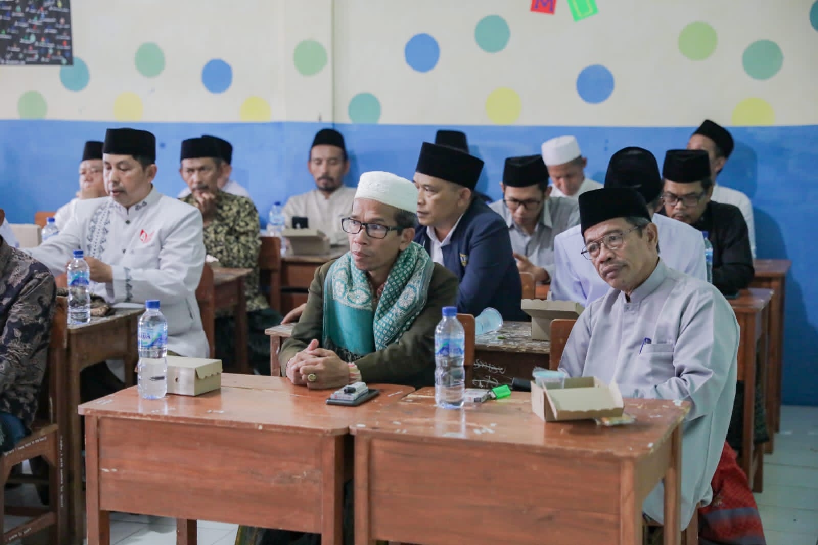 Pucuk Dicinta, Para Kiai Di Kuningan Jabar Sudah Rindukan Mahfud Jadi Cawapresnya Ganjar