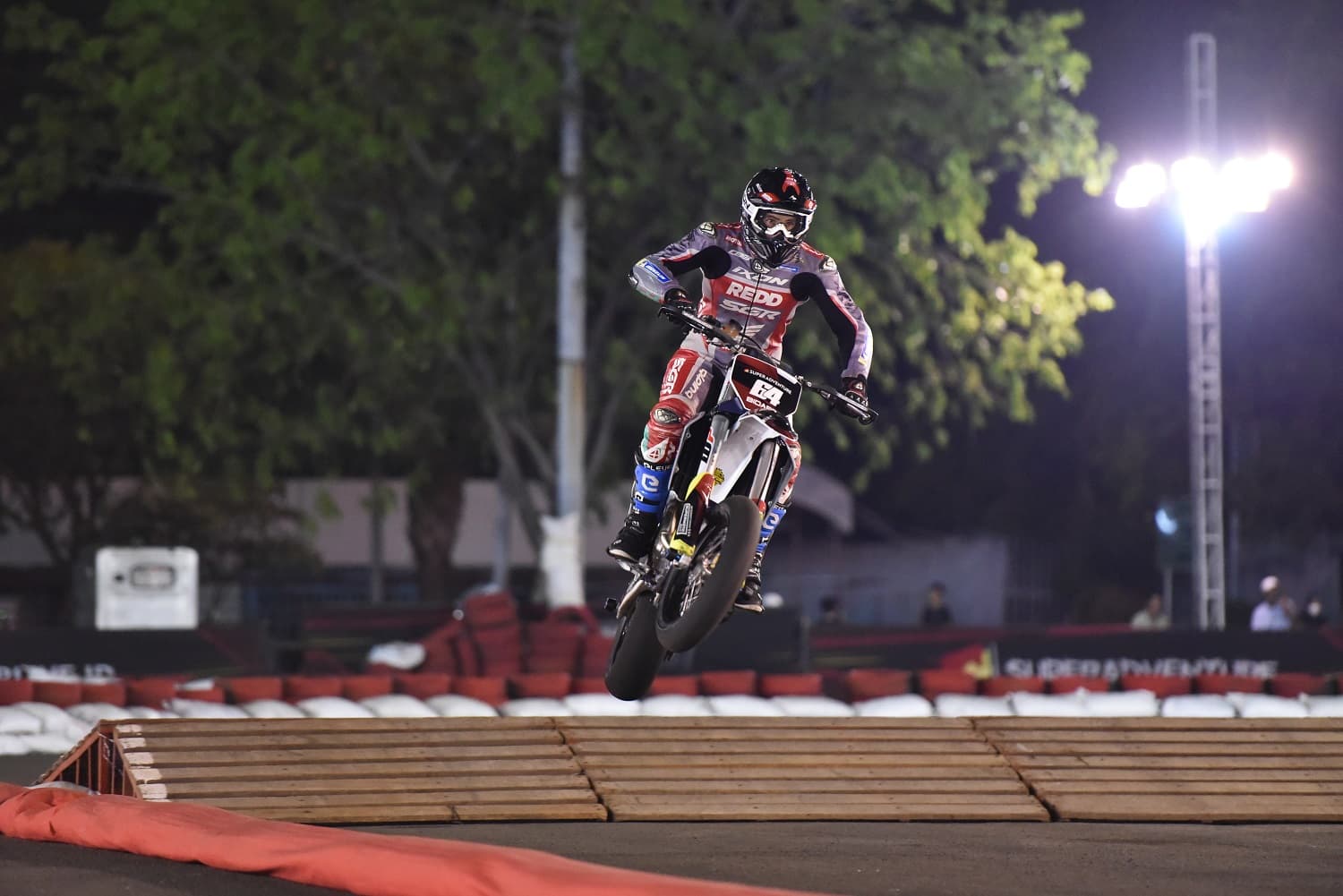Dua Pembalap Dunia Siap Redam Rider-rider Nasional di Seri Pamungkas Supermoto Kejurnas 2023