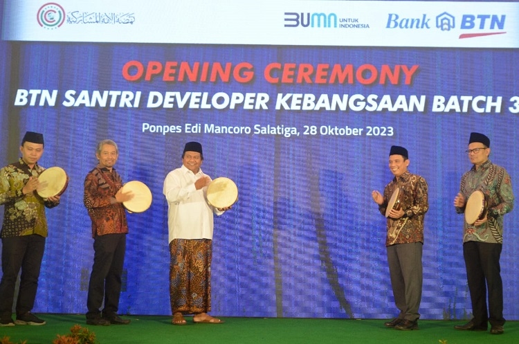 Libatkan Santri Atasi Backlog, Bank BTN Edukasi Santri Jadi Developer