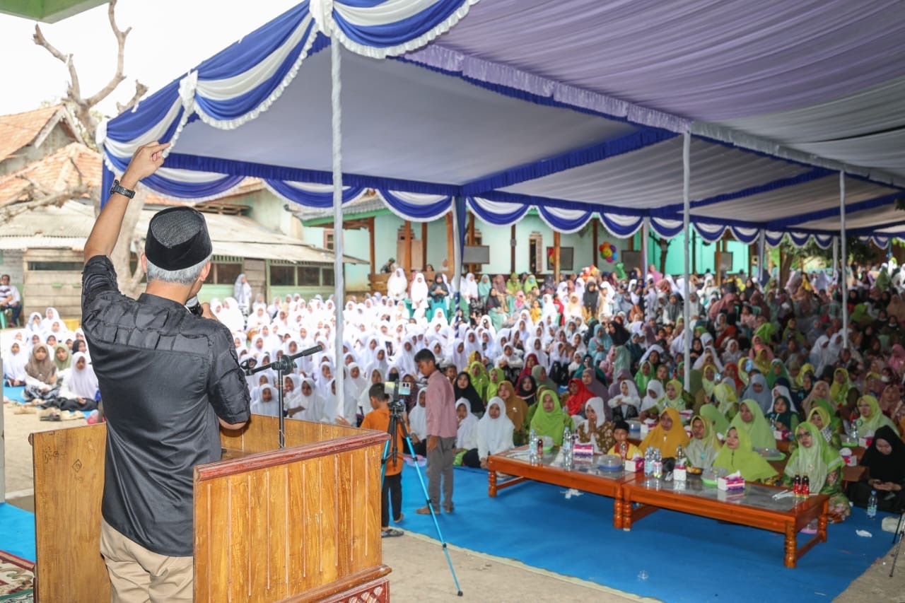 Ganjar Dukung Optimalisasi Pelaksanaan UU Tentang Pondok Pesantren
