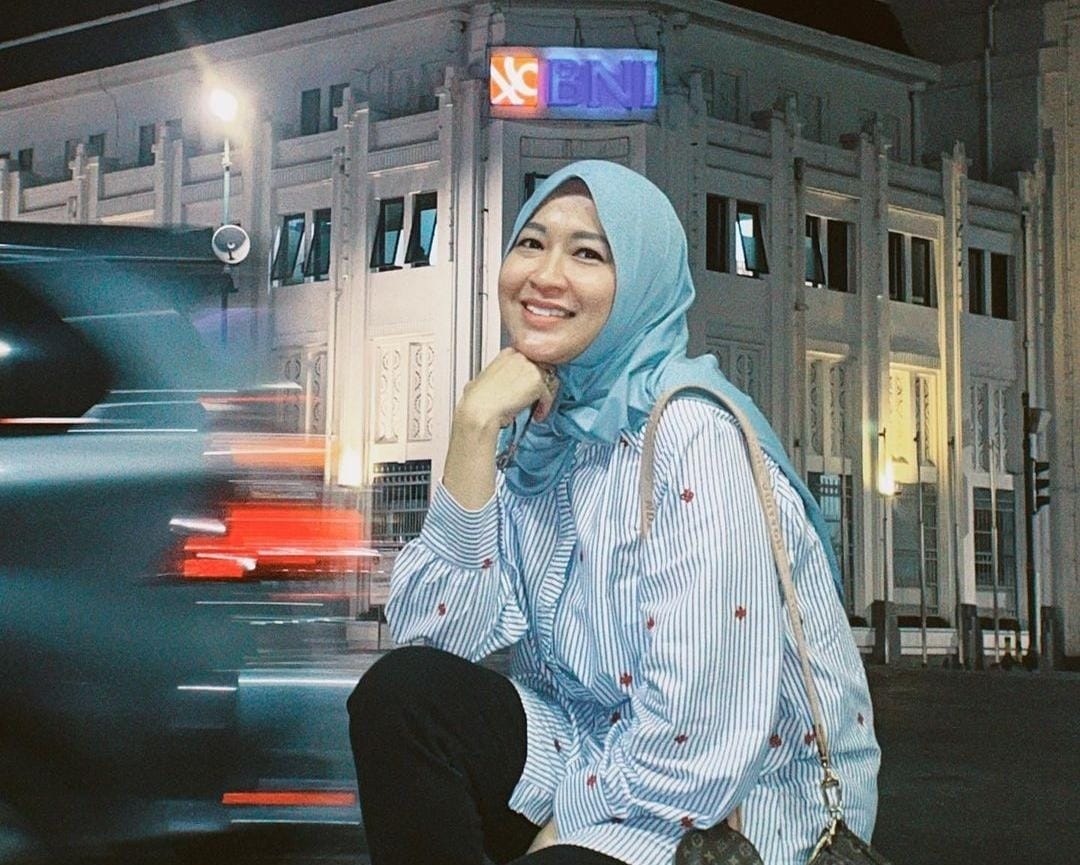 Okie Agustina Kecewa Berat, Suami Selingkuh, Benar?