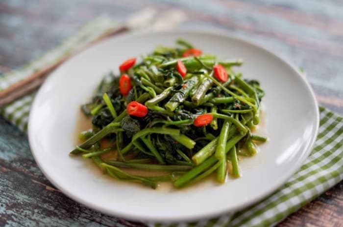 Resep Tumis Kangkung Yang Begitu Menggugah Selera