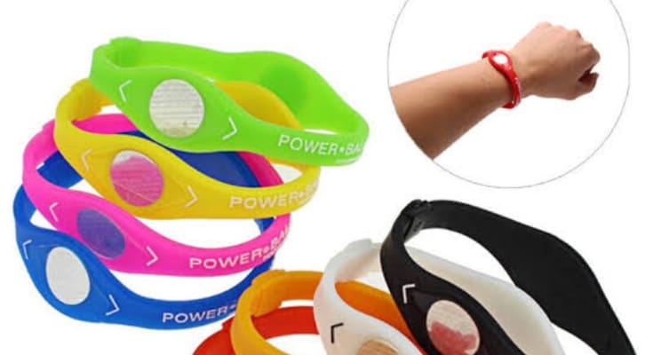 Fenomena Ketenaran Cara Kerja Gelang Power Balance, Viral Di Podhub Deddy Corbuzier Dan Vidi Aldiano!