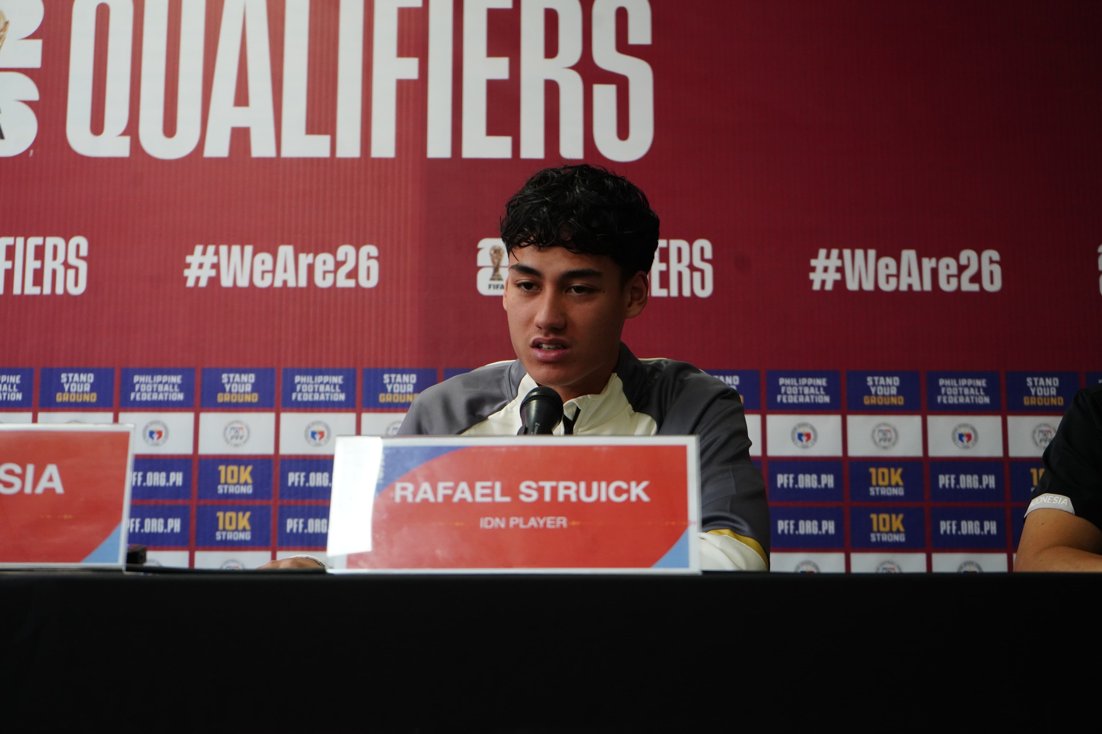 Indonesia vs Filipina: Blak-Blakan, Rafael Struick Sebut Lapangan Sintetis Di Manila Buruk