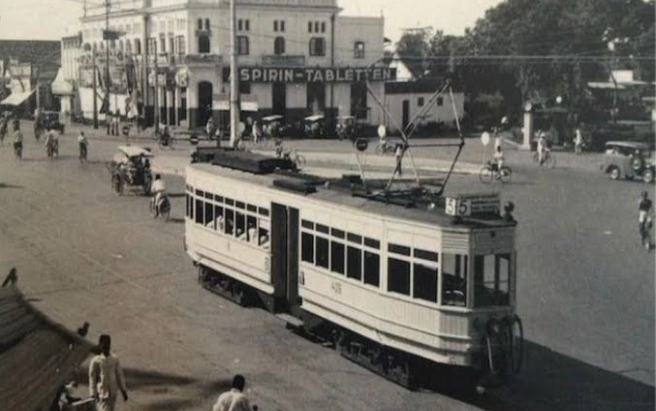 Sejarah 5 Transportasi Umum Jakarta Di Masa Lalu, Mulai Dari Bemo Hingga Trem