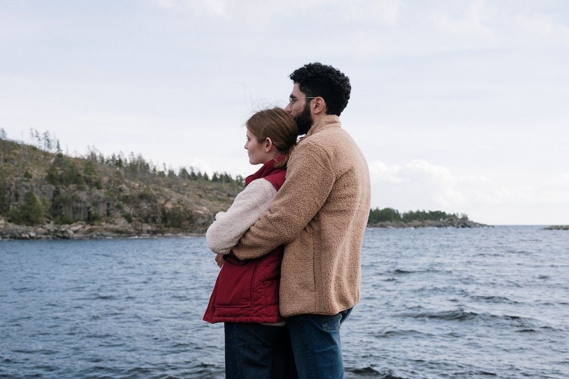 Physical Touch Terbukti Dapat Meningkatkan Kesehatan Fisik Dan Mental, Bagaimana Caranya?