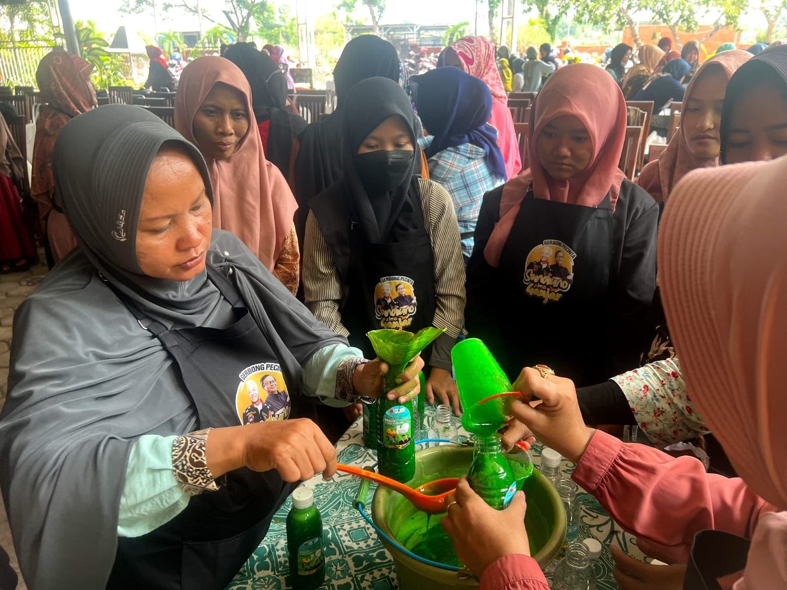 Tumbuhkan Kemampuan Kewirausahaan Melalui Pelatihan Sabun Cuci di Kabupaten Kendal