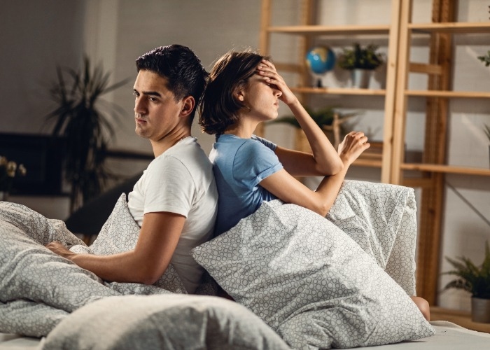 8 Hal yang Harus Dilakukan Saat Berbeda Pendapat Bersama Pasangan Kamu