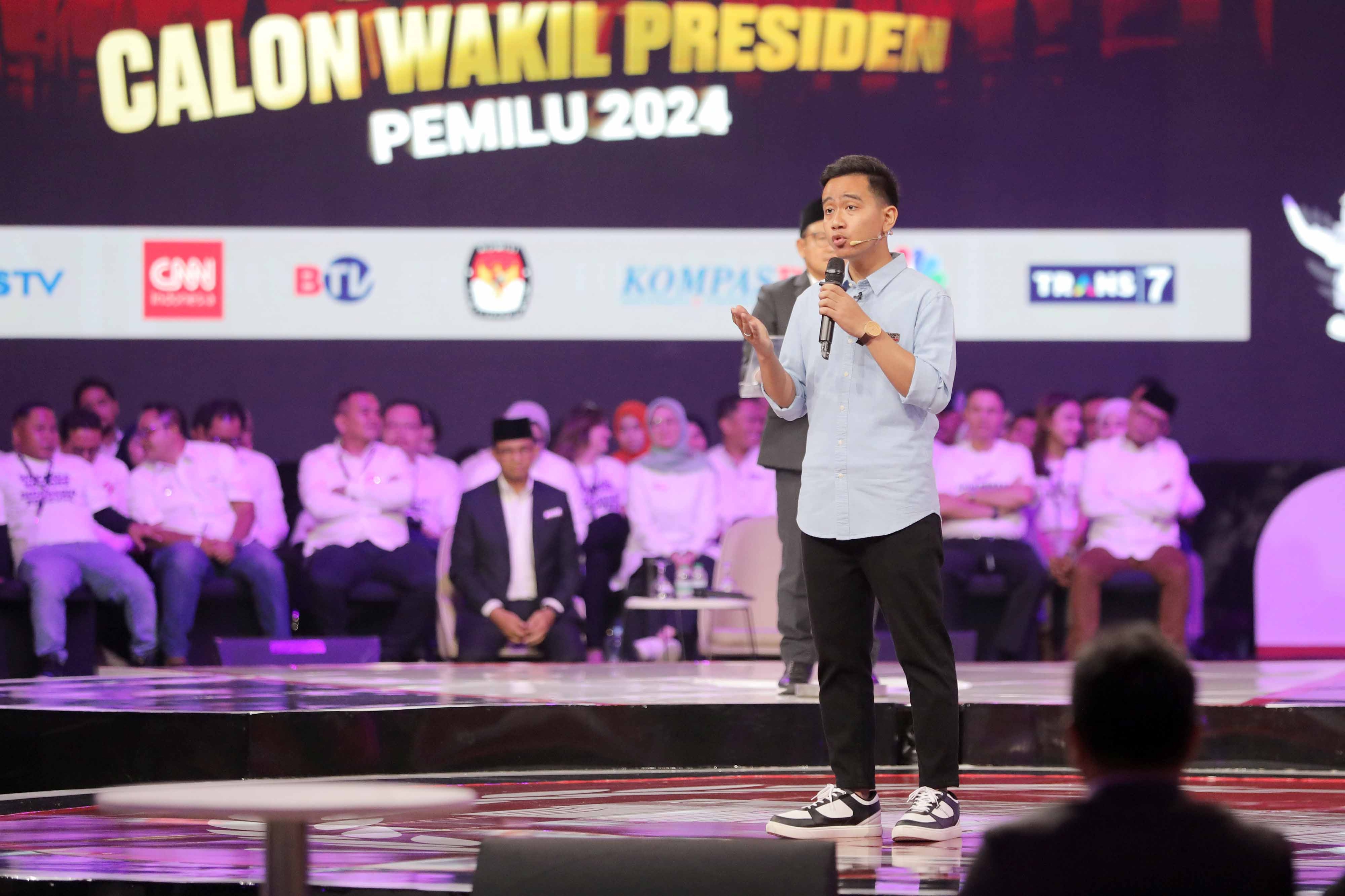 Gaya Debat Gibran Tiru Jokowi, Ganjar: Namanya Anak