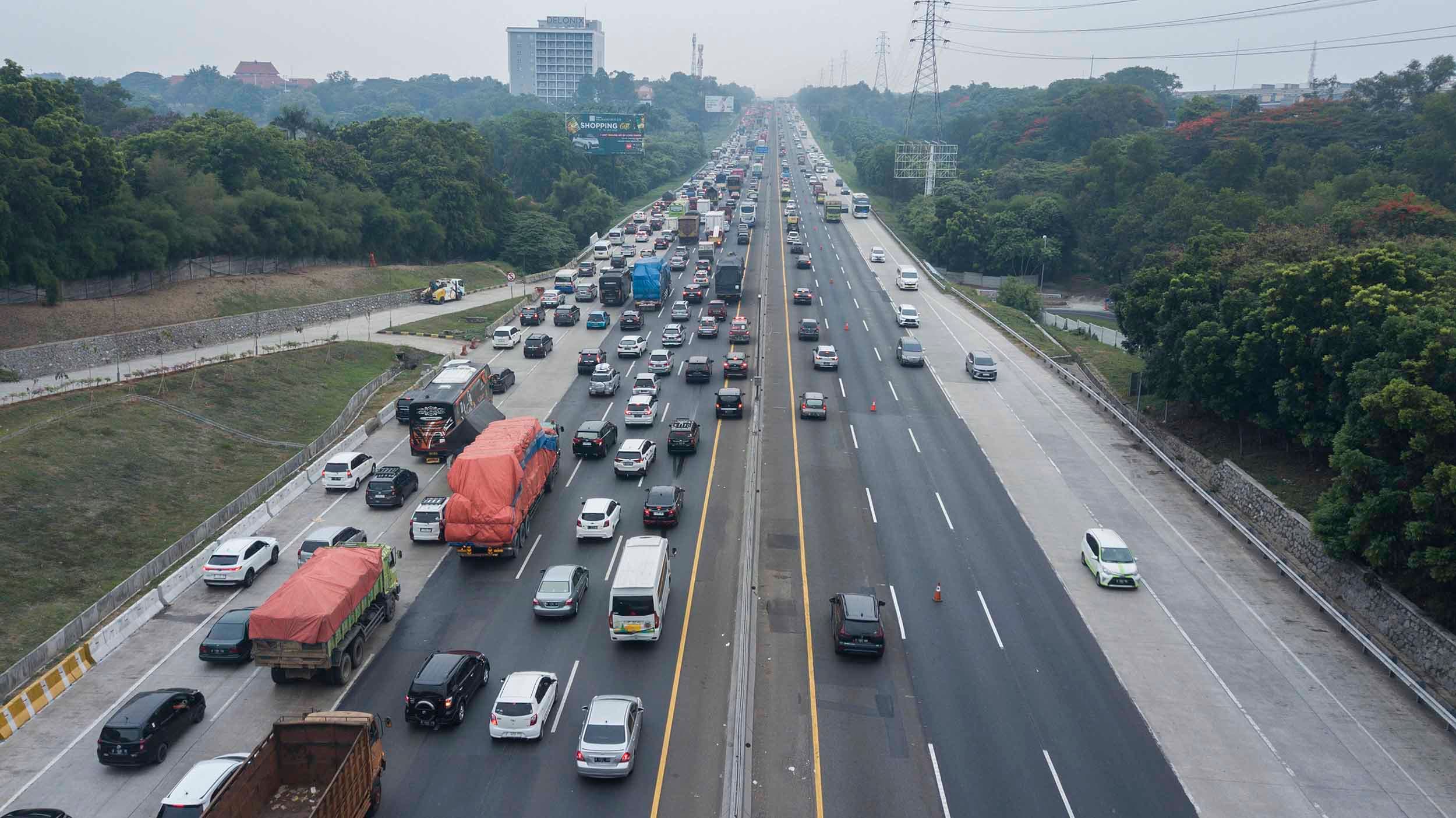 Strategi Baru Polisi Cegah Kecelakaan Saat Contraflow di Jalan Tol