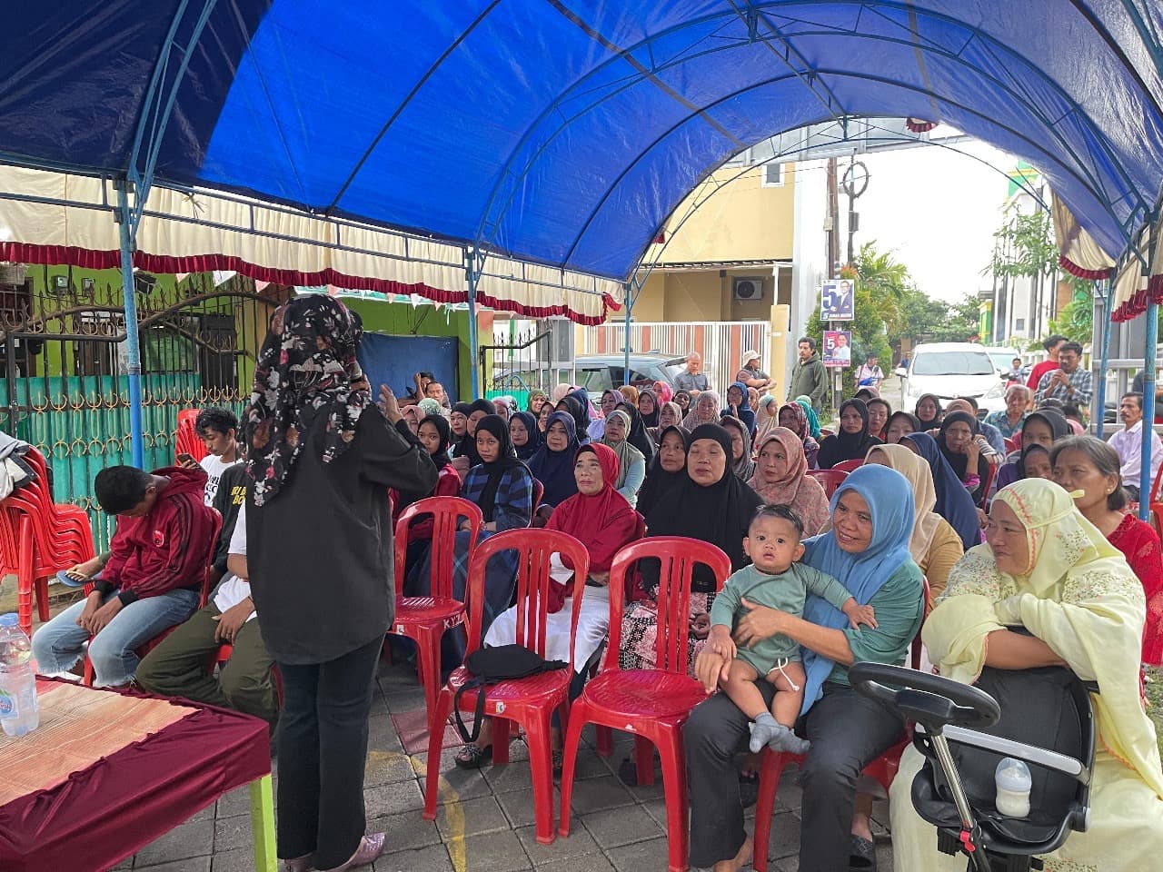Dukung Ganjar-Mahfud di Pilpres 2024, Ratusan Warga Makassar Doa Bersama SDG saat Pelatihan UMKM