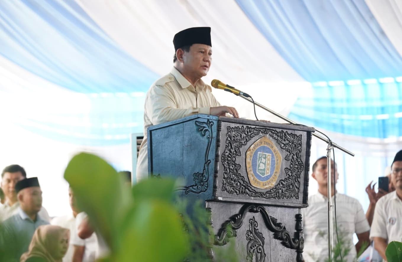 Prabowo Subianto Bahagia Terima Penghargaan Sahabat Santri Indonesia, Ini Kata Kiai