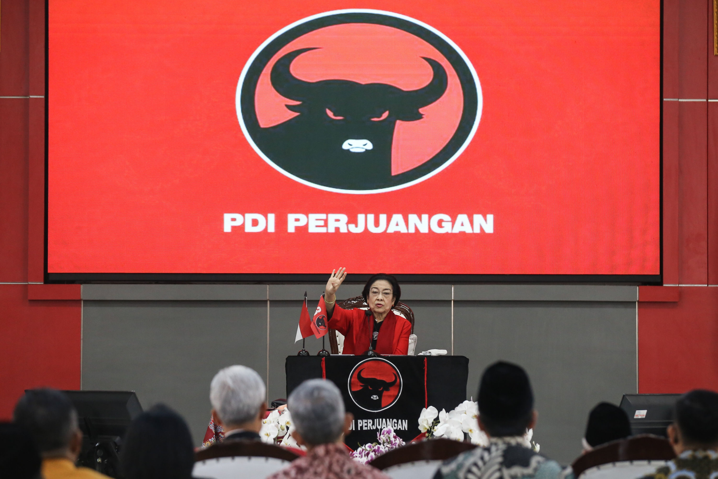 Sering Digunjing Netizen, Megawati Siapkan Pengacara Khusus: Jangan Macam-macam