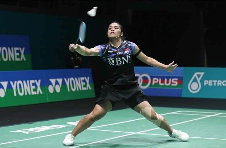 Malaysia Open: Gregoria Mariska Melaju ke 8 Besar, Anthony Ginting Dihentikan Wakil China