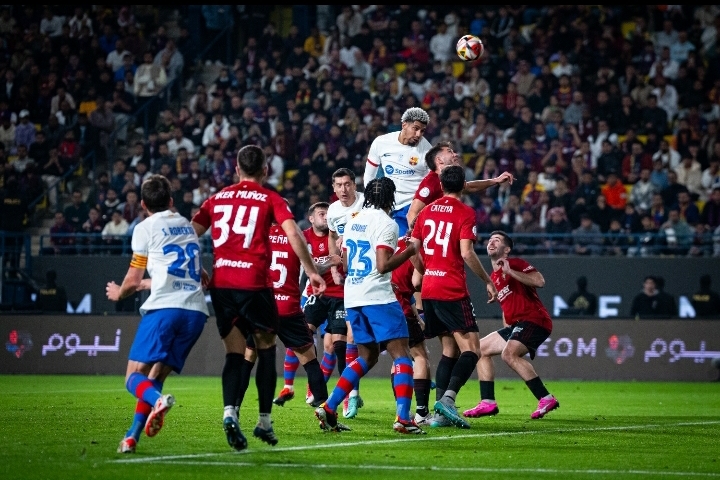 Jadwal Siaran Langsung Sepakbola Eropa Malam Ini: Unionistas vs Barcelona, Napoli vs Fiorentina, Atletico vs Real Madrid