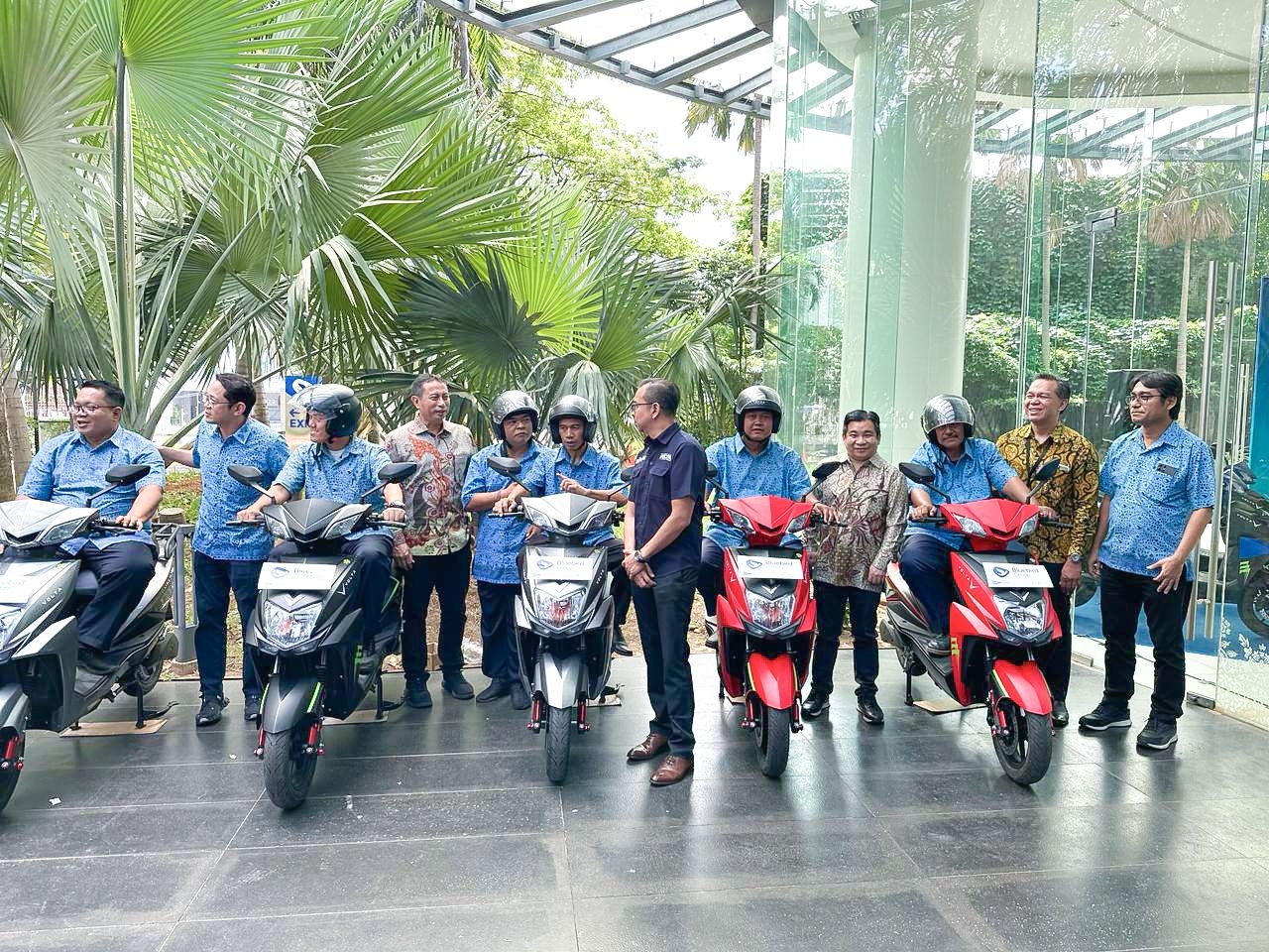 Dorong Transisi Energi, BRI Finance Beri Kemudahan Pembiayaan Kendaraan Listrik ke Konsumen