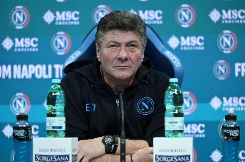 Tren Pertandingan tak Kunjung Membaik, Napoli Resmi Pecat Walter Mazzari