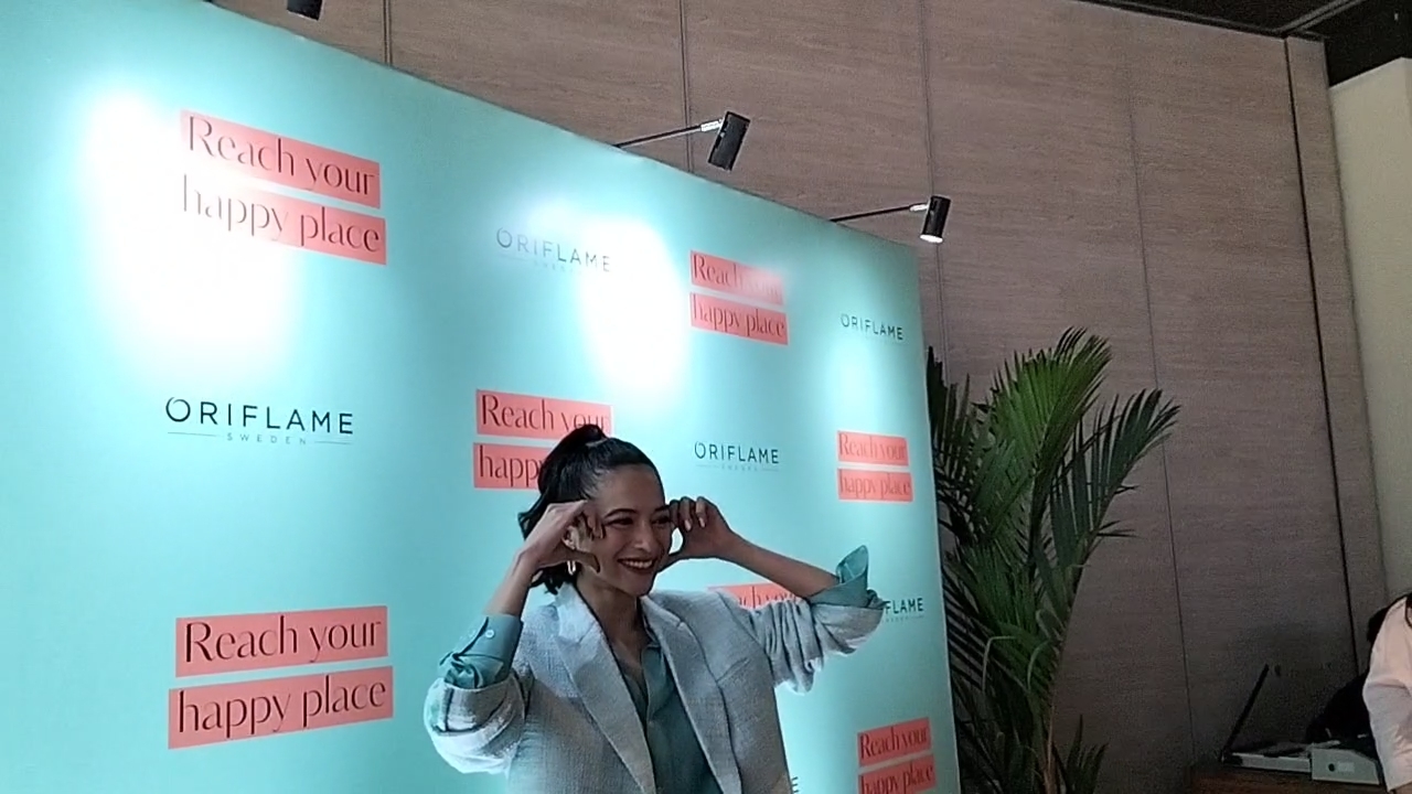 Parfum Jadi Barang Wajib Putri Marino Menunjang Penampilan