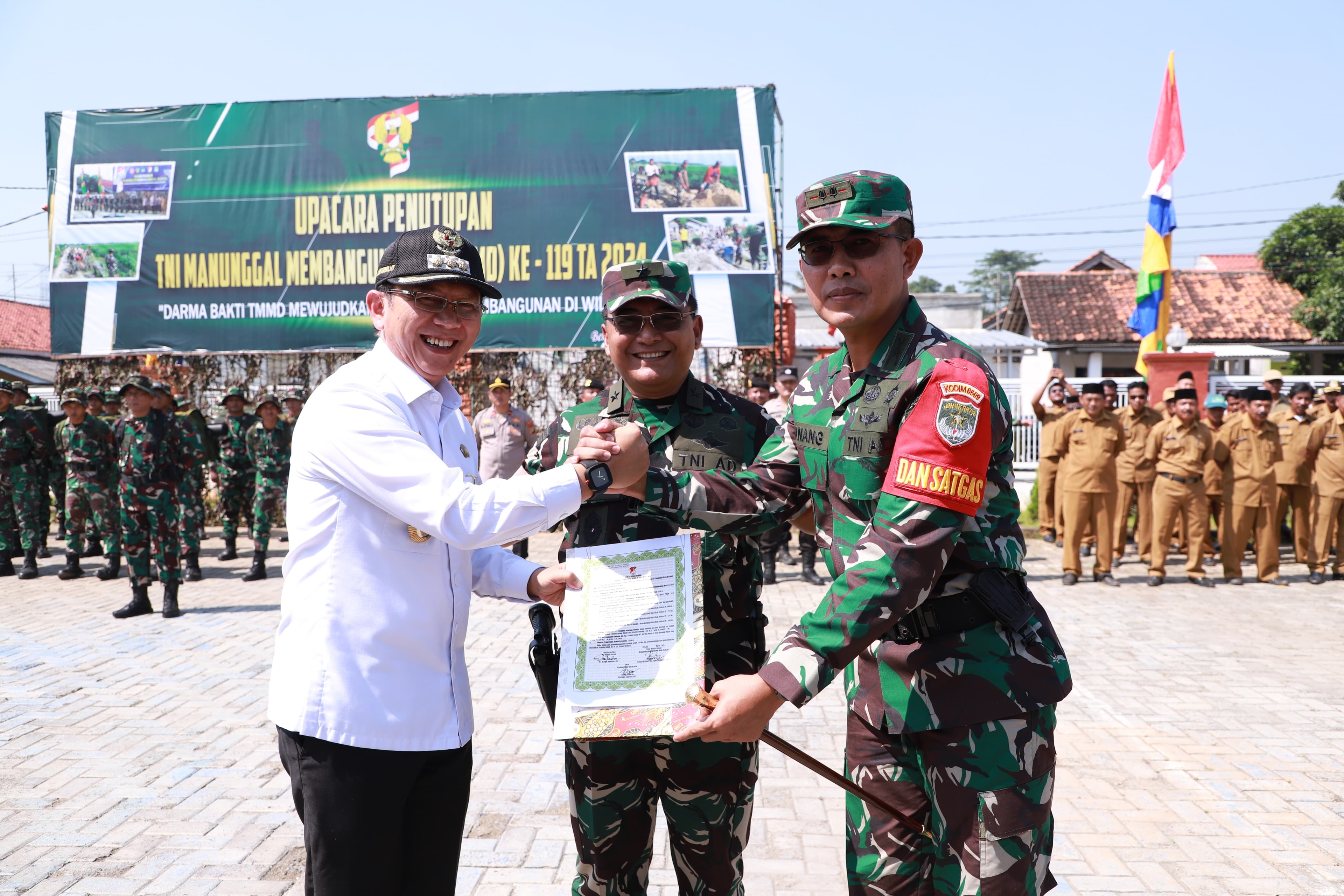 Bantu Percepatan Pembangunan, Pemkab Bekasi Apresiasi Program TMMD ke-119