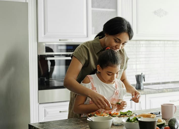 8 Kiat Melatih Anak Puasa Ramadan agar Tetap Kuat dan Semangat