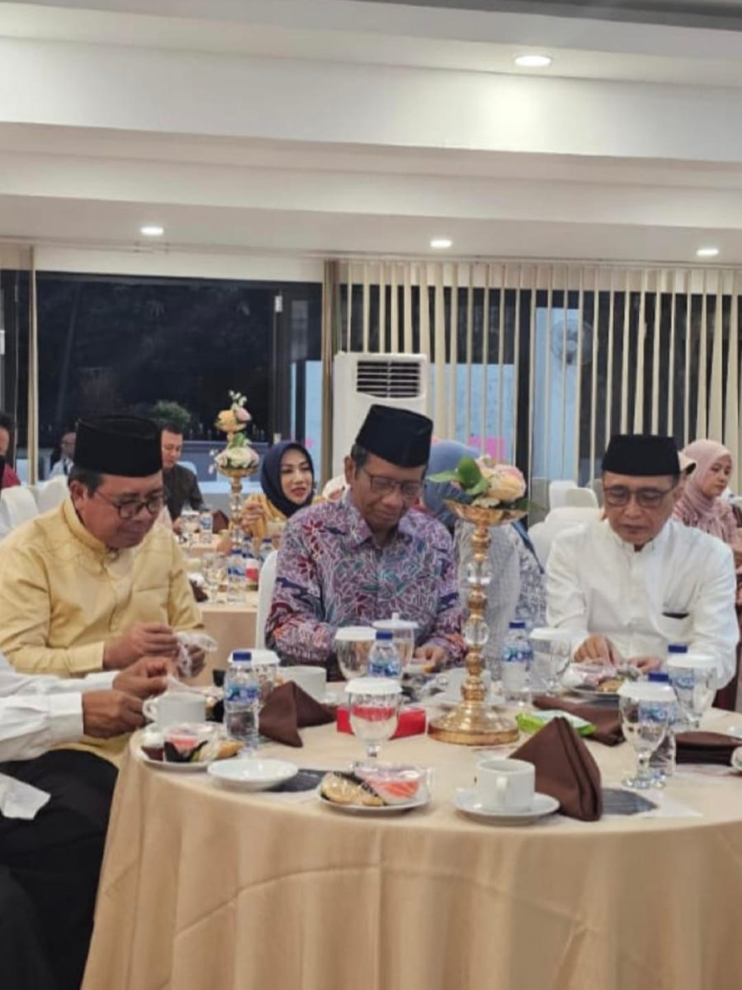 Lewat Alumni UII Connection di MK, Mahfud MD Dorong Paslon 02 Didiskualifikasi