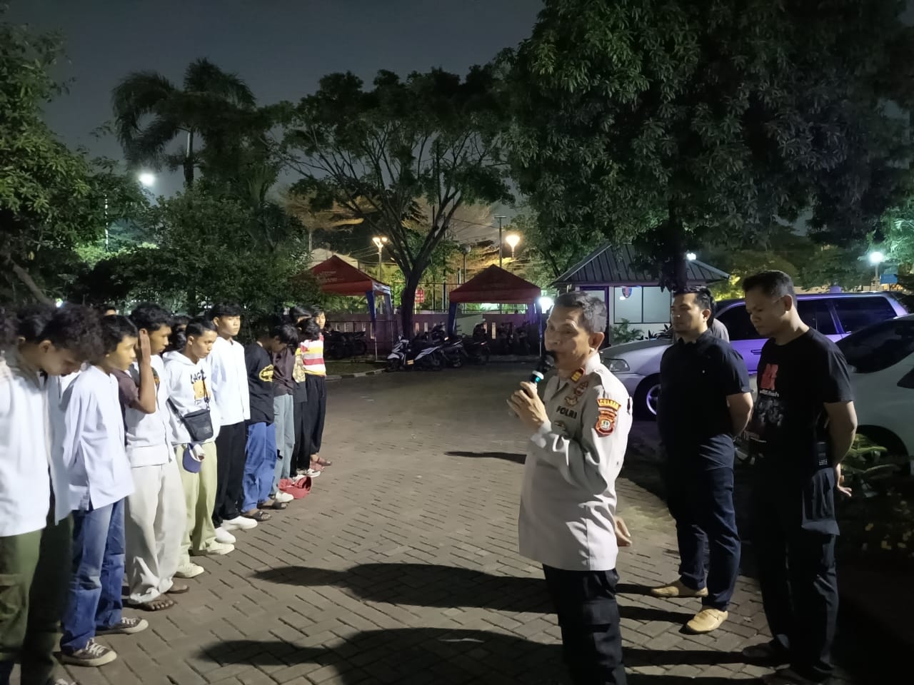 Polisi Amankan Remaja Konvoi Bawa Bendera, Petasan dan Sajam di Kemayoran