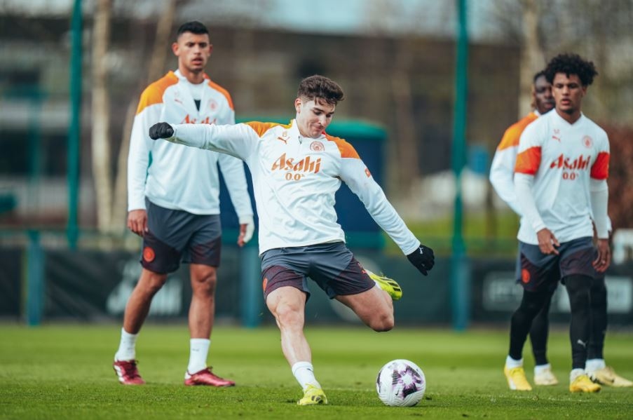 Bursa Transfer: Man City Disebut Terima Rp1,32 Triliun dari Atletico untuk Lepas Julian Alvarez