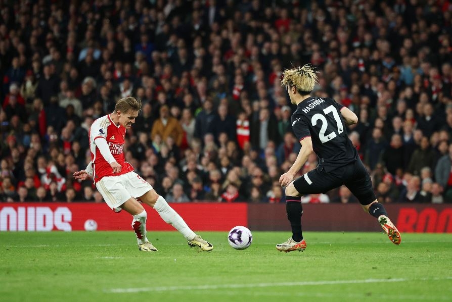 Hasil Liga Inggris: Pecundangi Brighton di Falmer Stadium, Arsenal ke Puncak Geser Liverpool