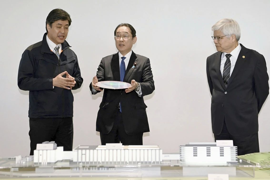 PM Jepang Kunjungi Pabrik Chip Baru di Kyushu, Tekankan Dukungan pada Teknologi Utama