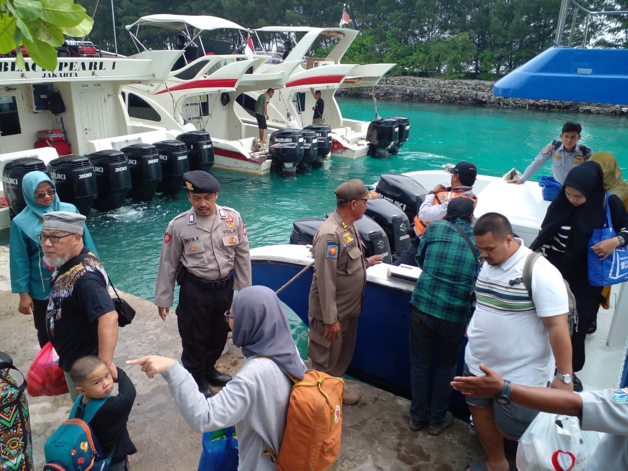 Kunjungan Wisata Tinggi, Polres Kepulauan Seribu Tingkatkan Pengamanan Wisatawan