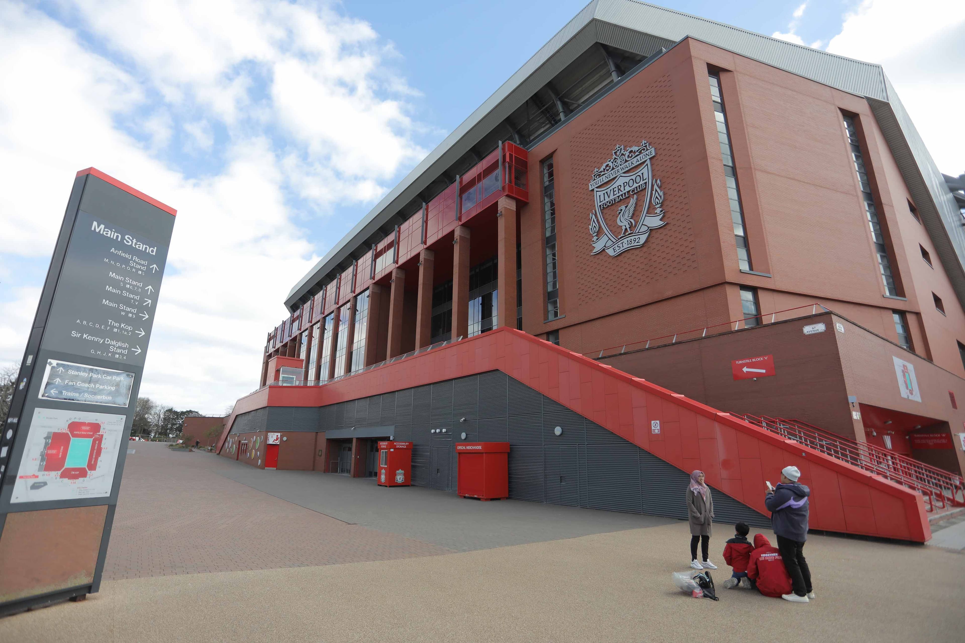 Jadwal Siaran Langsung Sepakbola Eropa Malam Ini: Liverpool vs Brighton, Barcelona vs Osasuna