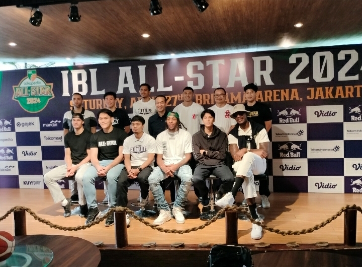 Johannis Winar dan David Singleton Pimpin Tim Future dan Legacy untuk Laga IBL All Star 2024