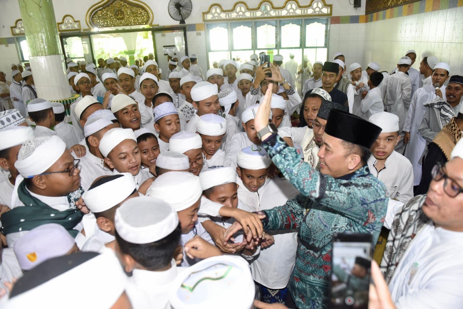 Serba-Serbi Hari Santri 2024: Logo, Sejarah dan Tema
