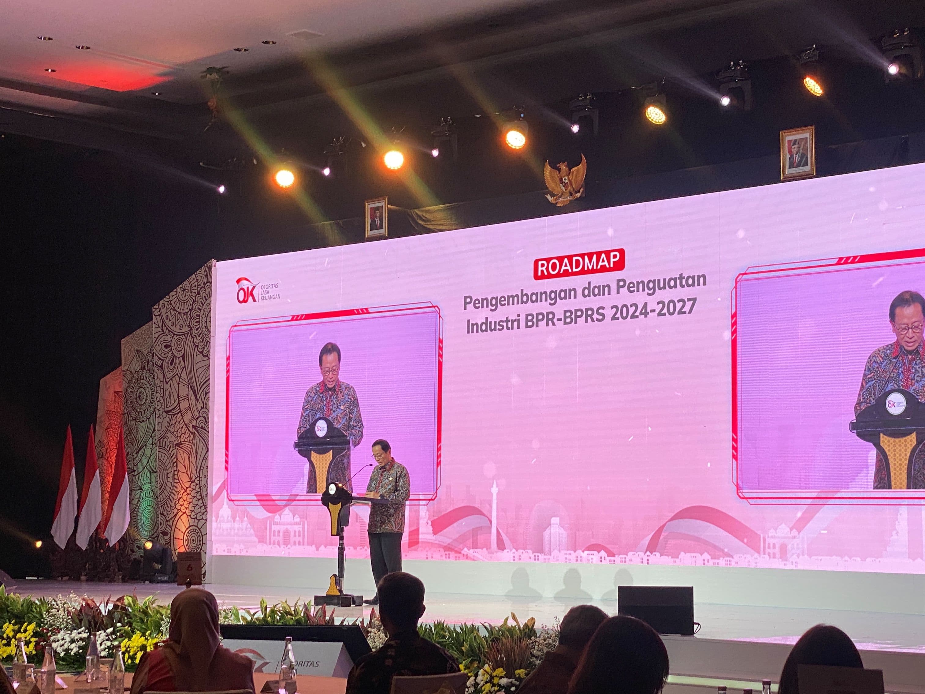 OJK Dorong Perbankan Akomodir Penempatan DHE SDA