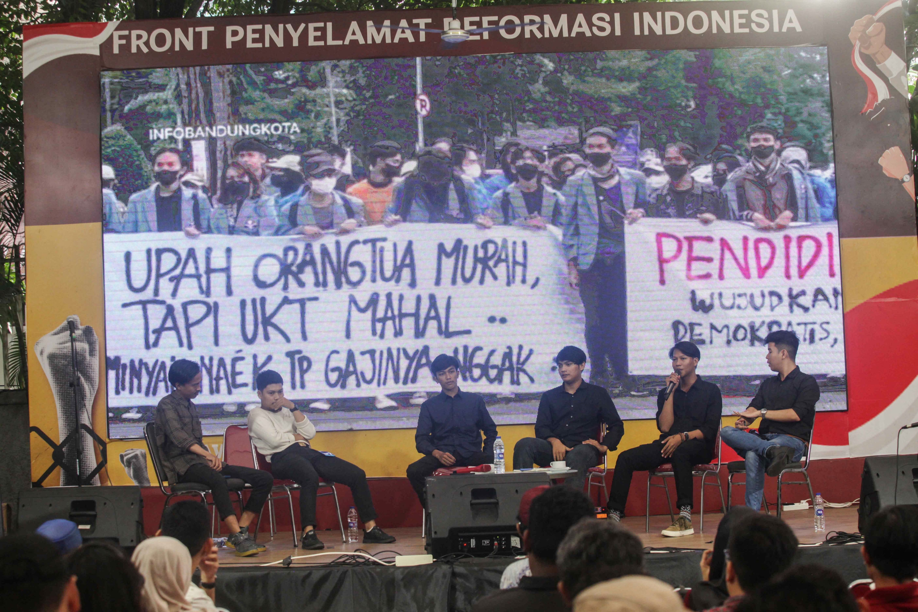 OJK: Student Loan Cuma Alternatif Untuk Bayar UKT Mahasiswa