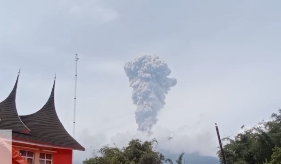 Gunung Marapi Erupsi, Status Level III atau Siaga