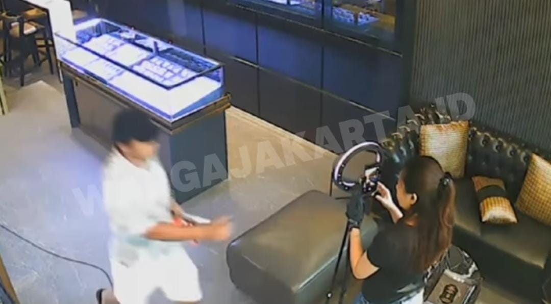 Toko Jam Tangan Mewah di PIK Dirampok Rp14 Miliar, Pelaku Diamankan