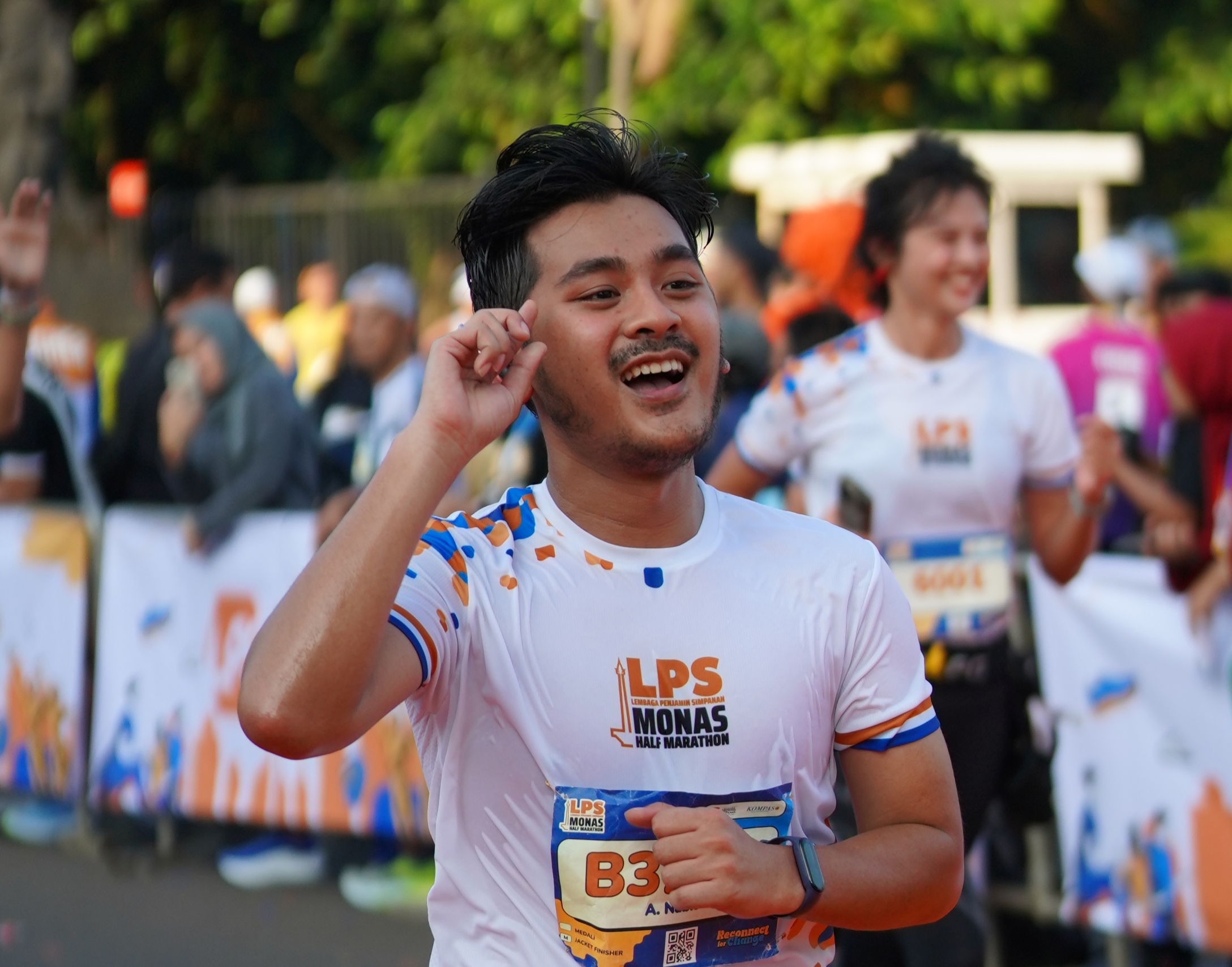 Mills Kenalkan Jersey Daur Ulang Sampah Plastik di LPS Half Marathon 2024