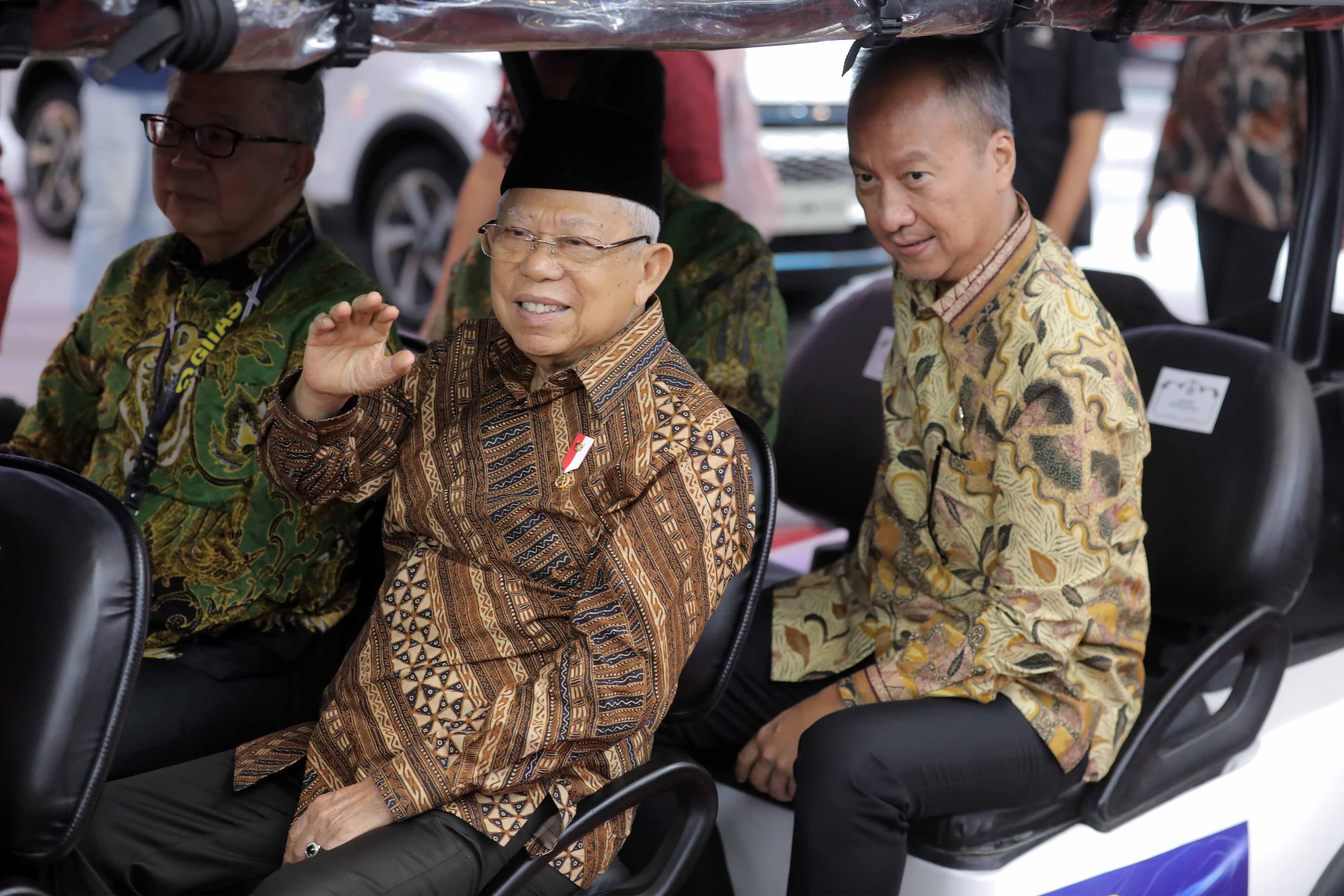 Ma'ruf Amin Ingatkan Ormas yang Kelola Tambang untuk Patuhi Aturan