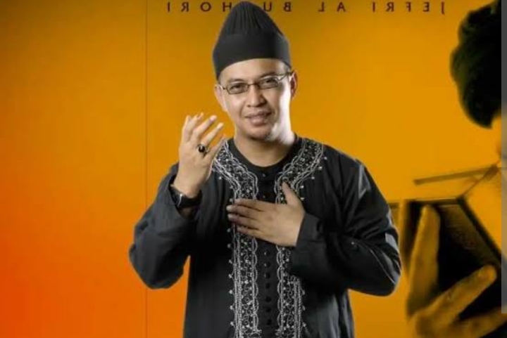 Sosok Ustaz Jefri Al Buchori, Dikenal Pandai Ciptakan Lagu-lagu Religi, Ini 7 di Antaranya