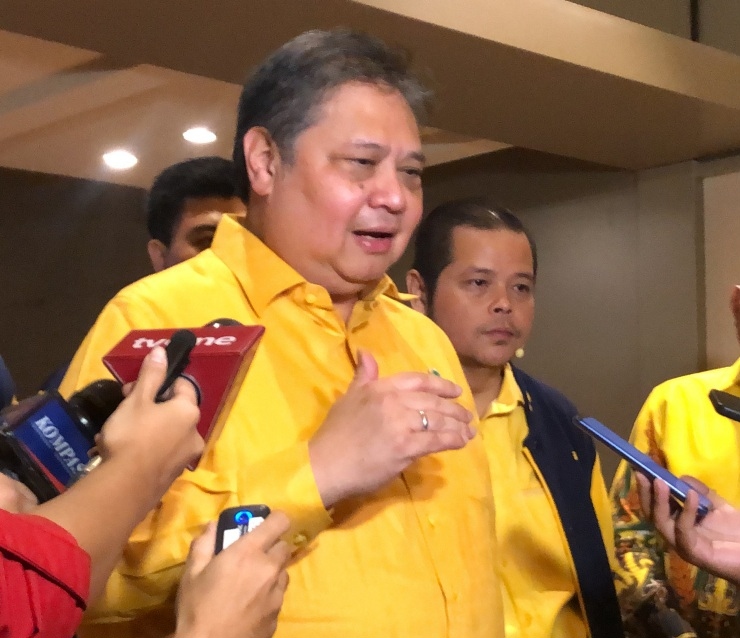 Airlangga Bocorkan Bakal Cawagub untuk Ridwan Kamil di Pilgub Jakarta: Inisialnya 'S'