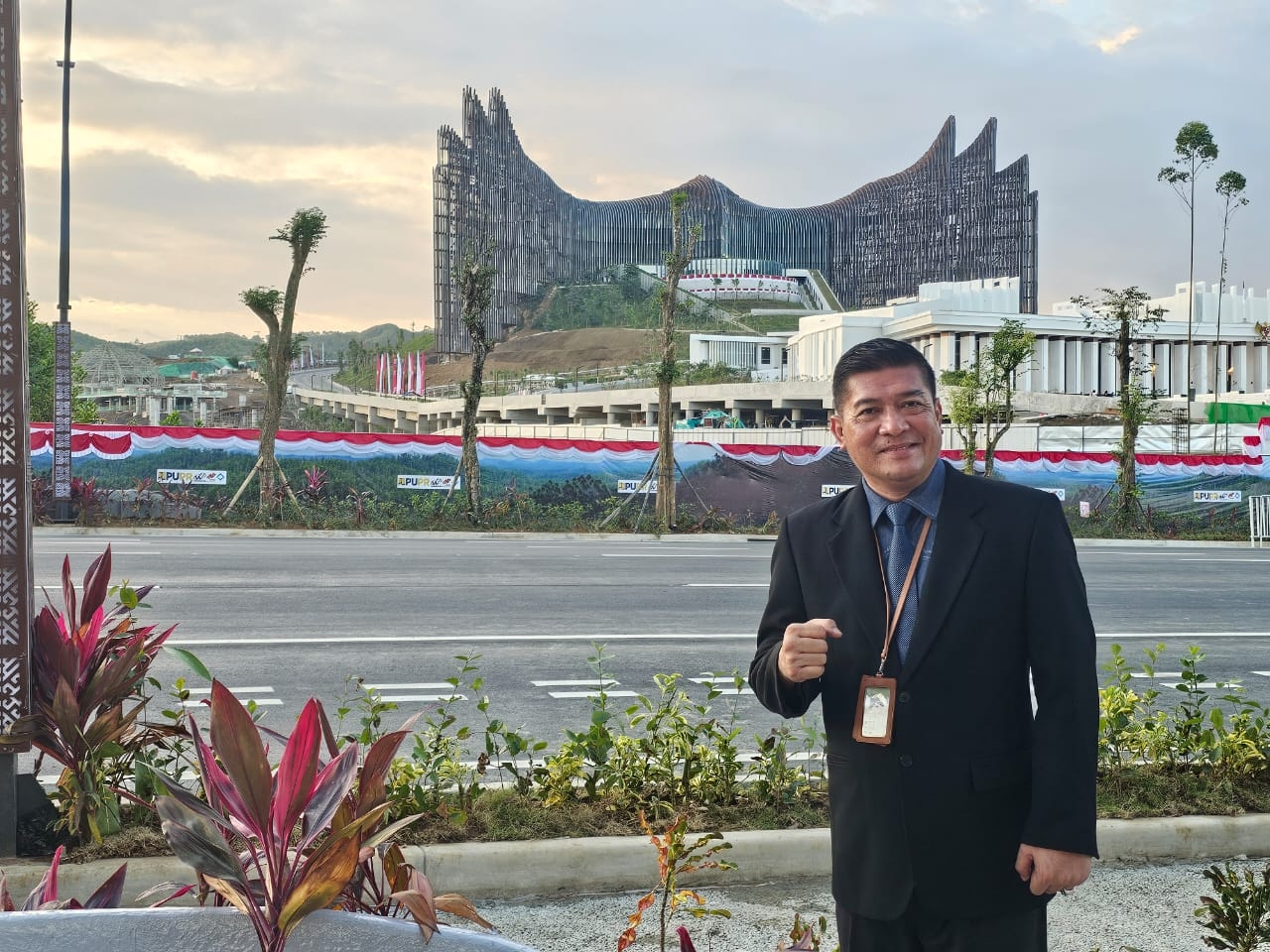 Haru TKN Prabowo-Gibran Lihat Jokowi di Upacara HUT ke-79 RI di IKN