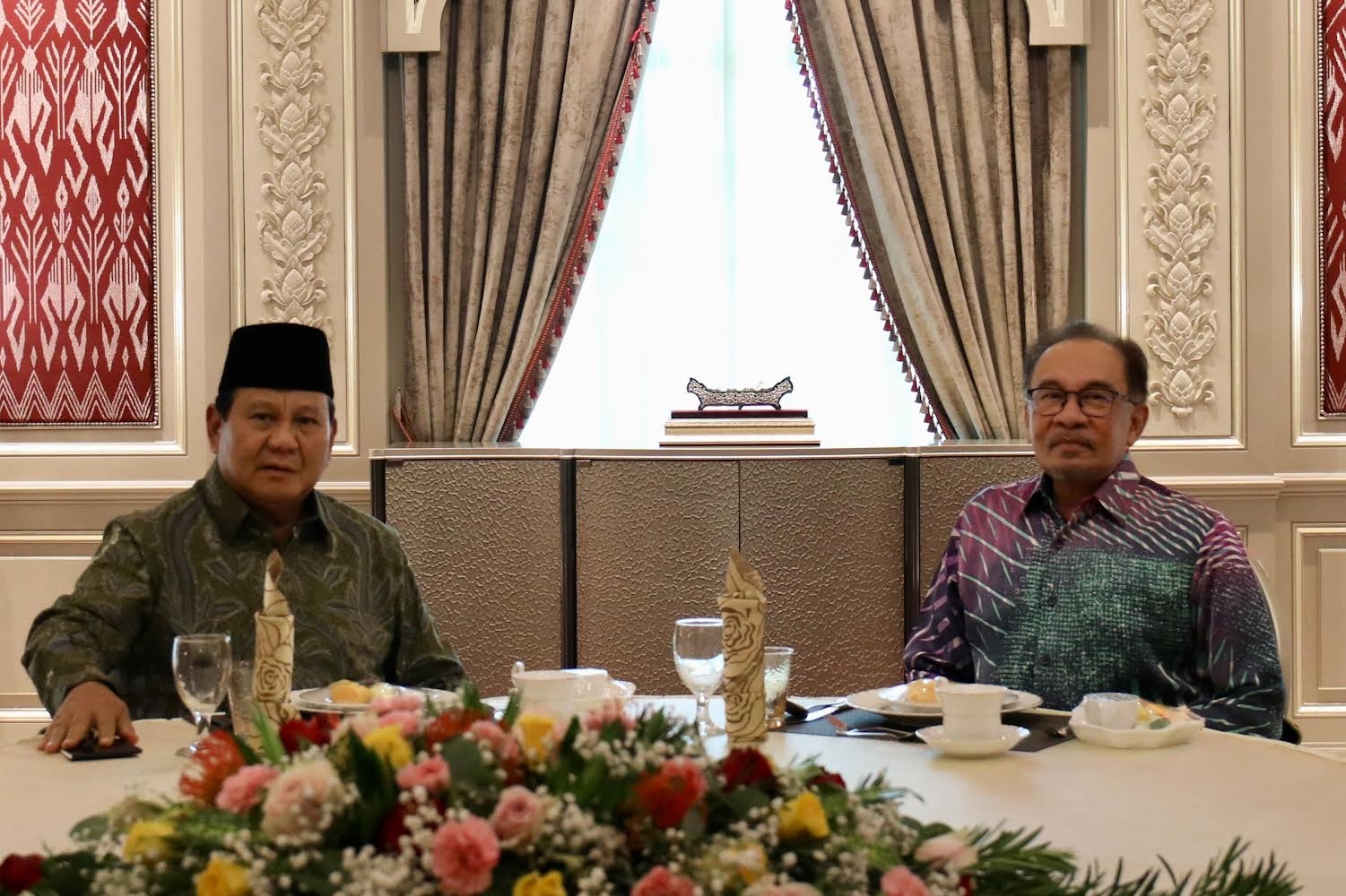 Prabowo Temui Anwar Ibrahim di Malaysia, Bicarakan Hubungan Dua Negara dan Situasi Global