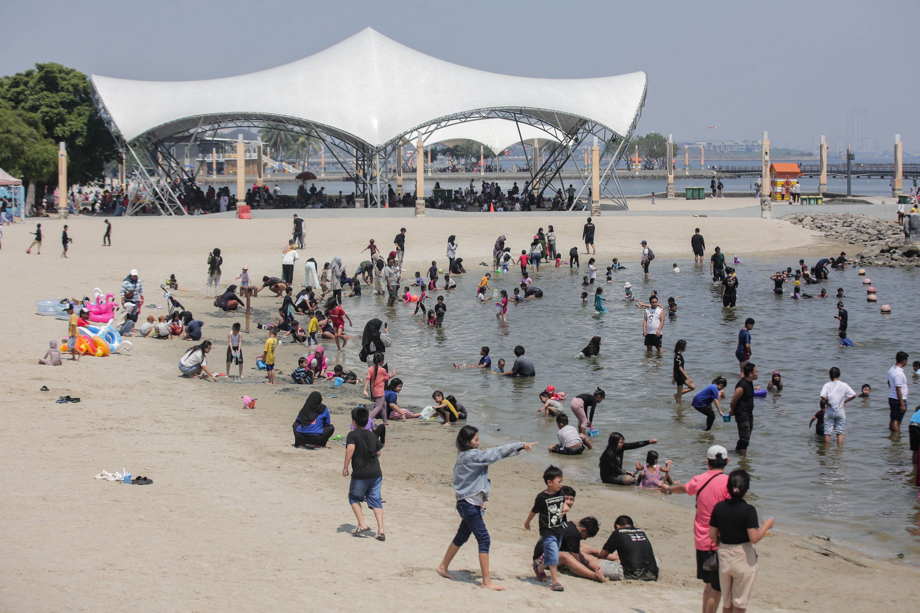 Ancol Taman Impian Catat 78 Ribu Pengunjung di Hari Terakhir Tahun 2024