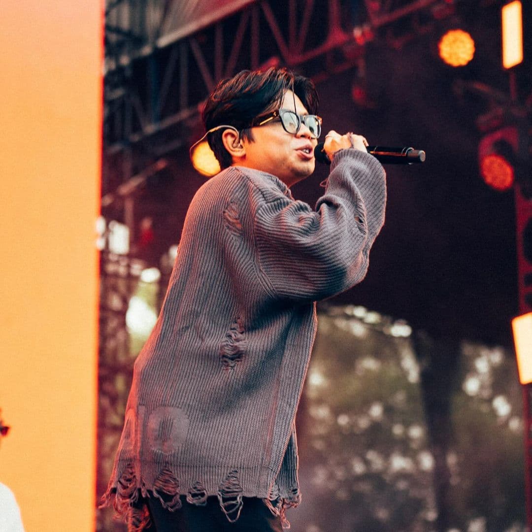 Trending Youtube Music! Intip Lirik dan Makna Lagu Lampu Kuning dari Juicy Luicy