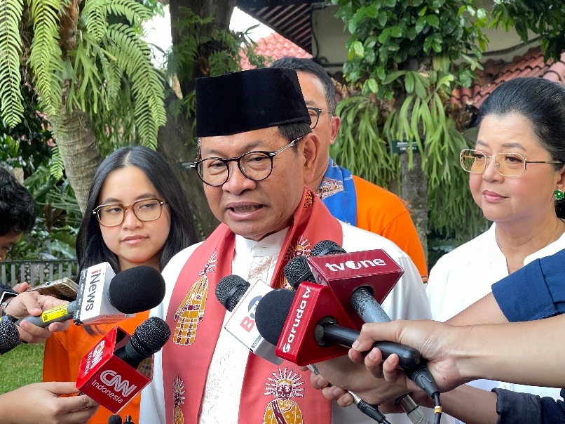 Ridwan Kamil Bertemu Prabowo, Pramono Anung Tanggapi Santai Soal Isu Dukungan