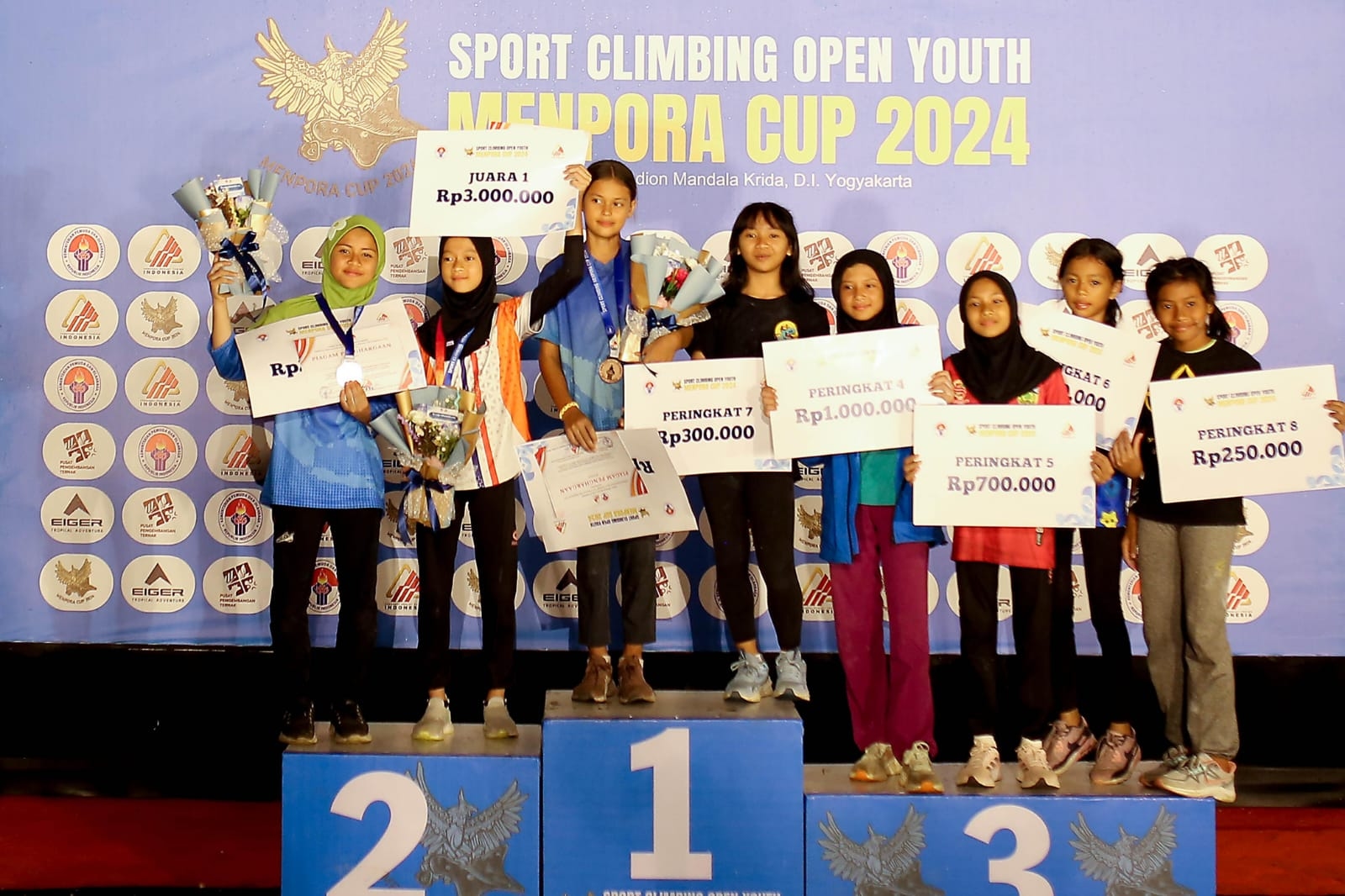 Masuki Final Disiplin Lead, Kejuaraan Panjat Tebing Junior Menpora Cup Hasilkan Juara Muda